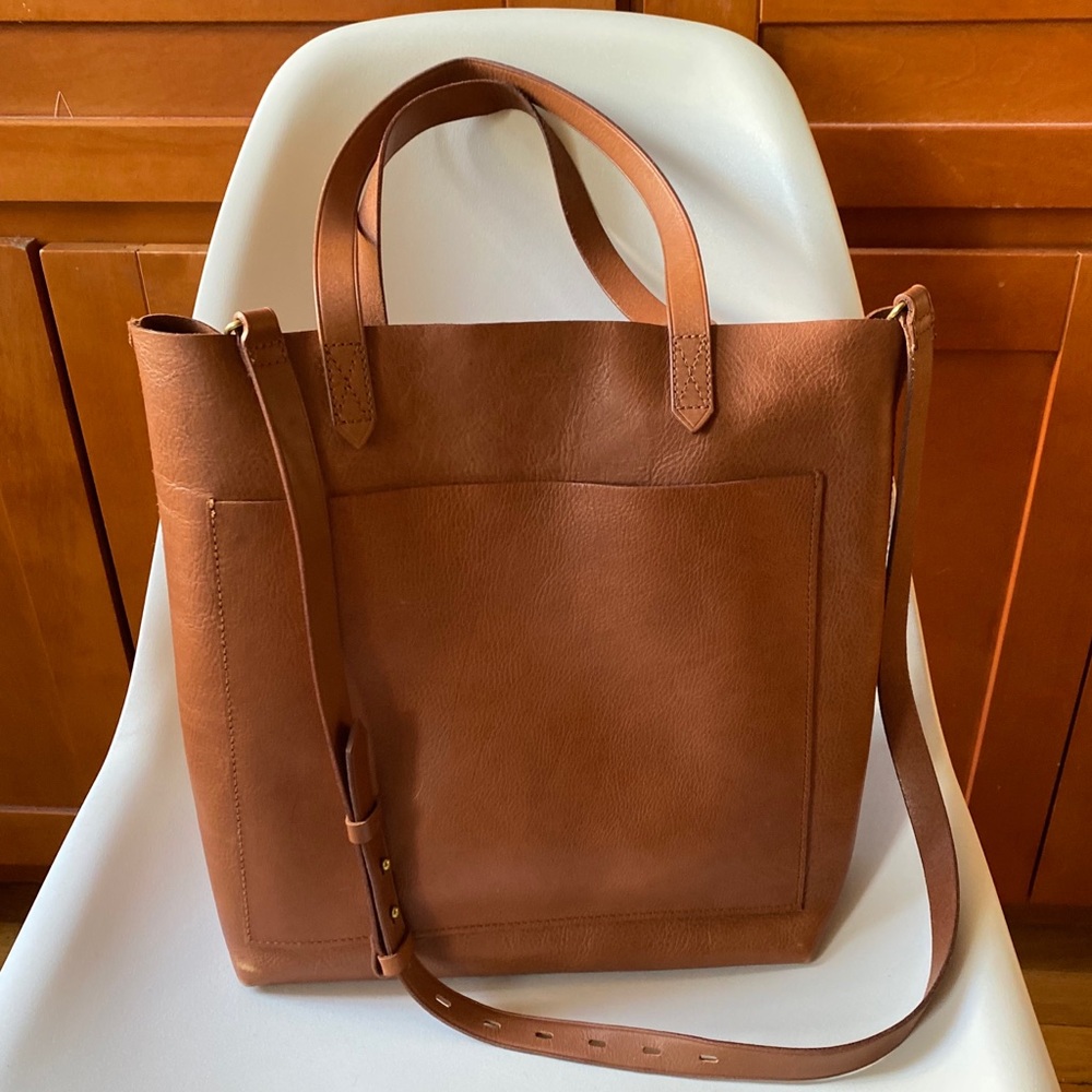 Madewell medium transport tote saddle brown